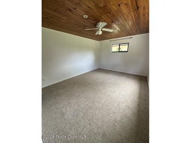 Welcome home to this charming 3-bedroom, 2-bathroom - photo 5