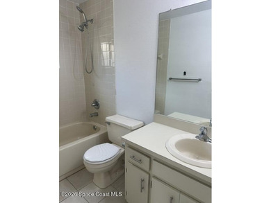 Welcome home to this charming 3-bedroom, 2-bathroom - photo 6