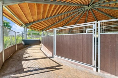 Stunning 21 acre Equestrian Compound located in the heart of - photo 23