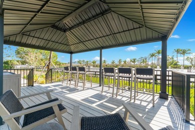 Stunning 21 acre Equestrian Compound located in the heart of - photo 38