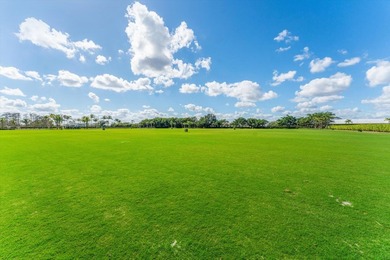 Stunning 21 acre Equestrian Compound located in the heart of - photo 41