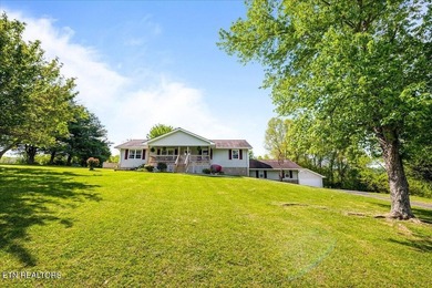 Welcome to your own slice of Paradise on Norris Lake ! This - photo 46