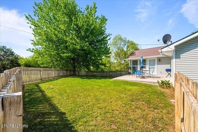 Welcome to your own slice of Paradise on Norris Lake ! This - photo 50