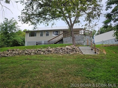 Lake of the Ozarks Home For Sale in Edwards Missouri