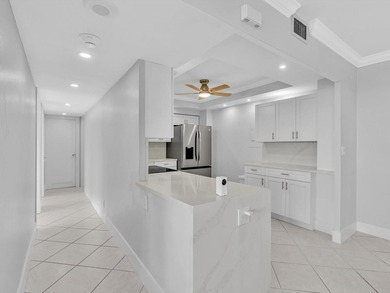 Move In Ready AMAZING VIEWS in this rarely available 3 bedroom - photo 11