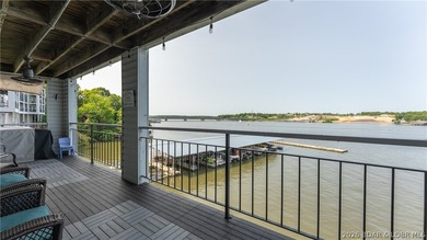 Discover the perfect blend of comfort, convenience & lake - photo 16