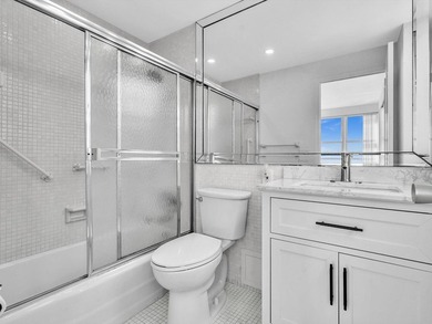 Move In Ready AMAZING VIEWS in this rarely available 3 bedroom - photo 23