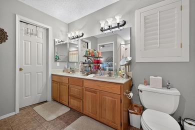 Beautiful Villa Alegre Courts is the perfect location for people - photo 25