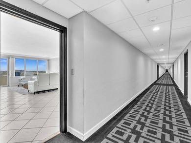 Move In Ready AMAZING VIEWS in this rarely available 3 bedroom - photo 31