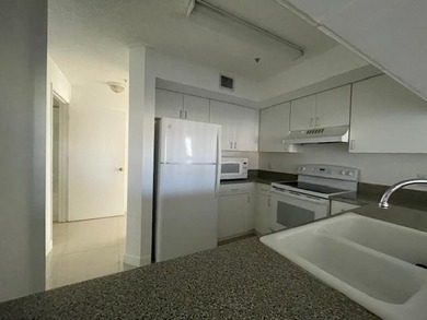 GREAT CONDO 2 BED 2 BATH LOCATED IN PINEHURST CLUB COMDOMMINIUM - photo 15