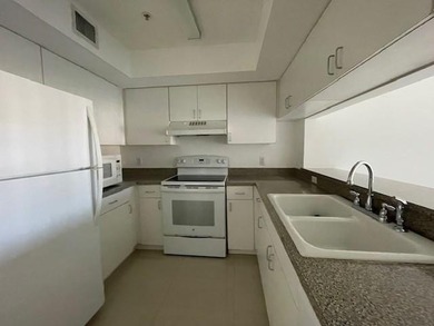 GREAT CONDO 2 BED 2 BATH LOCATED IN PINEHURST CLUB COMDOMMINIUM - photo 18