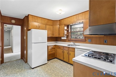 Ideally Located in Walking Distance to Collegiate Schools: This - photo 27