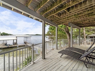 Overlooking the the gorgeous Lake nestled in a cove at the 3.5 - photo 28