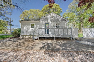This charming 3-bedroom, 1.5-bath home sits on an oversized - photo 36