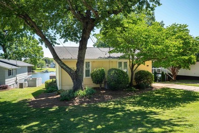 MOTIVATED SELLERS! Welcome to lakefront living at its finest on - photo 37