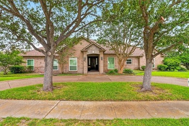 Truly a rare find! Perfectly located in the heart of prestigious - photo 1