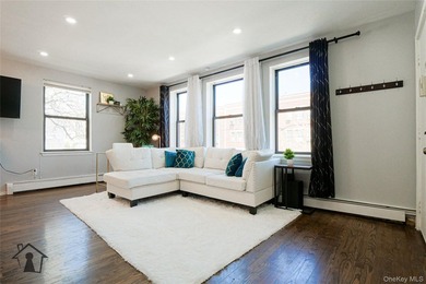 Located in a well-maintained building, Unit 2D offers a - photo 5