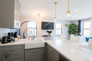 Located in a well-maintained building, Unit 2D offers a - photo 10