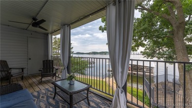 Discover lakeside living at its finest with this cozy 2-bed - photo 7
