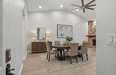 Virtually Staged. Short Sale. Welcome home to this beautifully - photo 3