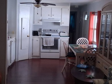 Located in desirable El Dorado Village in Largo Fl. 2 Bedrooms 1 - photo 12