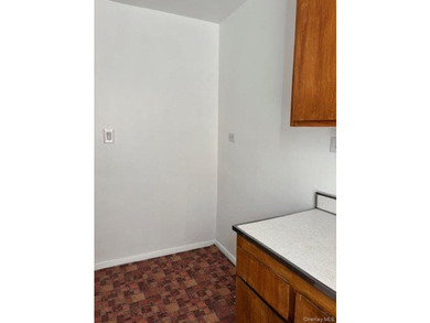 A Rare Find!! Spacious studio residence located in the - photo 17