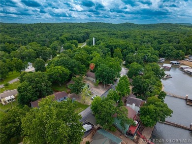 Welcome to lake living at its finest in the desirable Fawn - photo 25