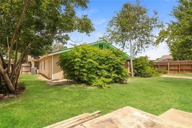 1502 Austin St is a 1-story Portland detached home built in 1956 - photo 5