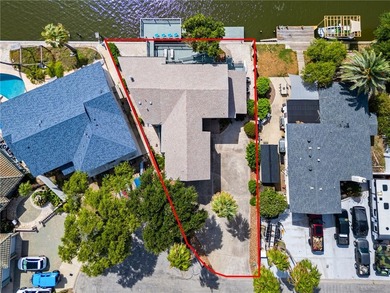 Priced to sell! Experience waterfront living in this beautifully - photo 6