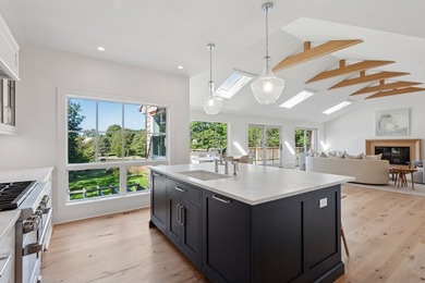 A rare opportunity to own one of the Hamptons' most peaceful - photo 6