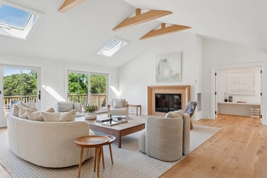 A rare opportunity to own one of the Hamptons' most peaceful - photo 7