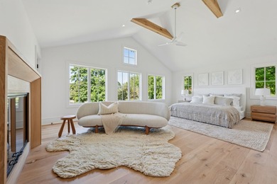 A rare opportunity to own one of the Hamptons' most peaceful - photo 8