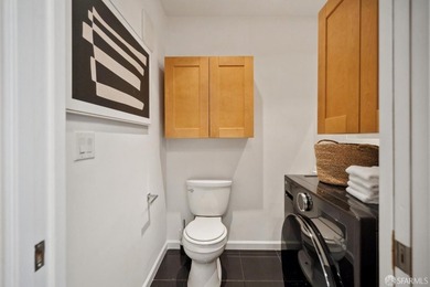 Location, Light and Excellence! This updated two-story condo - photo 23