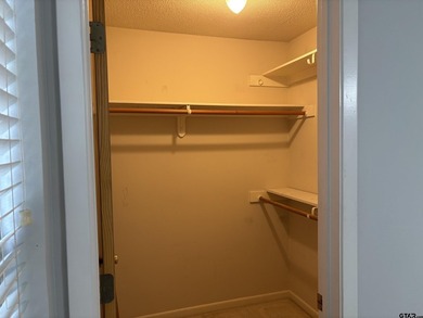 Come experience this beautiful and cozy two-bedroom, two-bath - photo 26