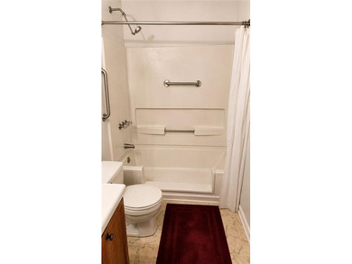 New Price! Act fast! Discover the charm and convenience of this - photo 6