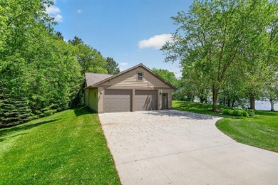 Welcome to one of Sauk Lake's most treasured properties-a - photo 5