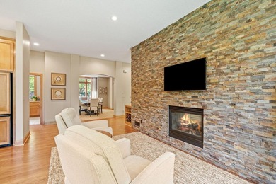 Set at the very end of Timber Lane behind private brick-pillar - photo 15