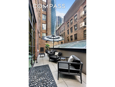 *Residence 3E is defined by what no other E-line residence at - photo 3