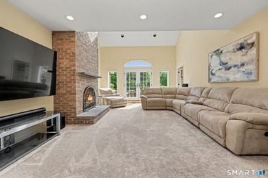 Nestled in a prestigious cul-de-sac in southern New Fairfield - photo 10