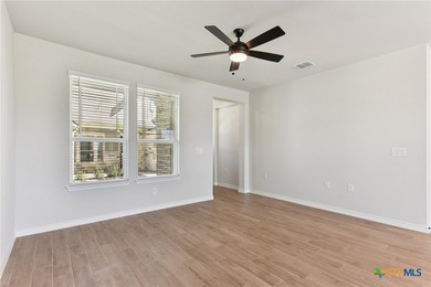Spieth plan with upgraded kitchen, quartz countertops, upgraded - photo 8