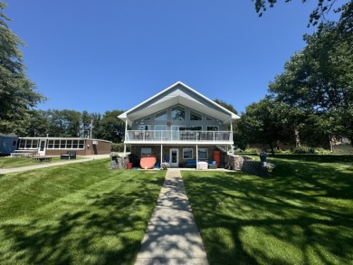 Lake Home For Sale in Johnson Lake, Nebraska