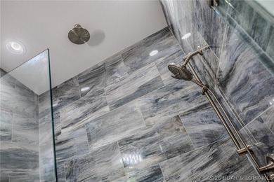 Executive rental home located within gated resort development - photo 13