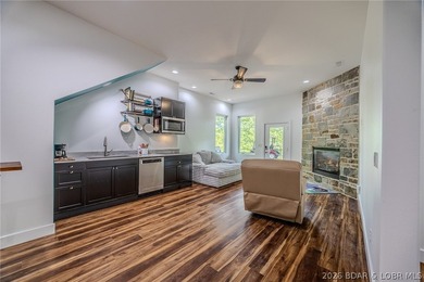 Executive rental home located within gated resort development - photo 22