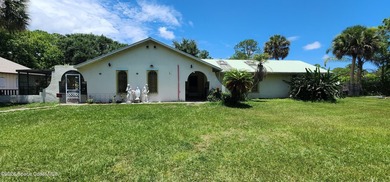 Rare Opportunity - 3 Bedroom, 2 Bath Home on 2.61 Acres. Looking - photo 2