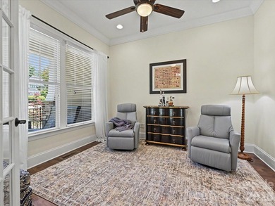 Elegant 4-bedroom home in Springfield on a private, wooded lot - photo 3