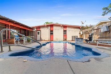 Located in the East Cliff area of Portland, Texas, this - photo 2