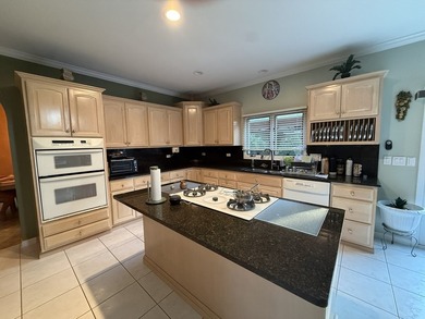 Don't miss this stunning all-brick home in Medinah Meadows - photo 7