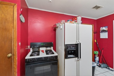 4 bedroom, 2 bathroom brick home located in the Pecan Park - photo 6