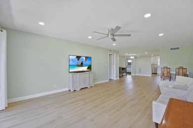 2 bedroom, 2 bathroom Lake Harbour Towers East, waterfront condo - photo 4