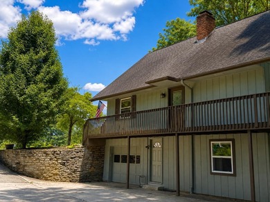 Welcome to Hidden Valley Lake! This 3-bedroom, 2.5-bath home - photo 21